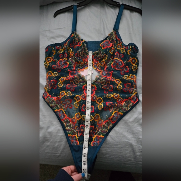 Savage X Fenty Lace Teddy Bodysuit - Picture 10 of 10